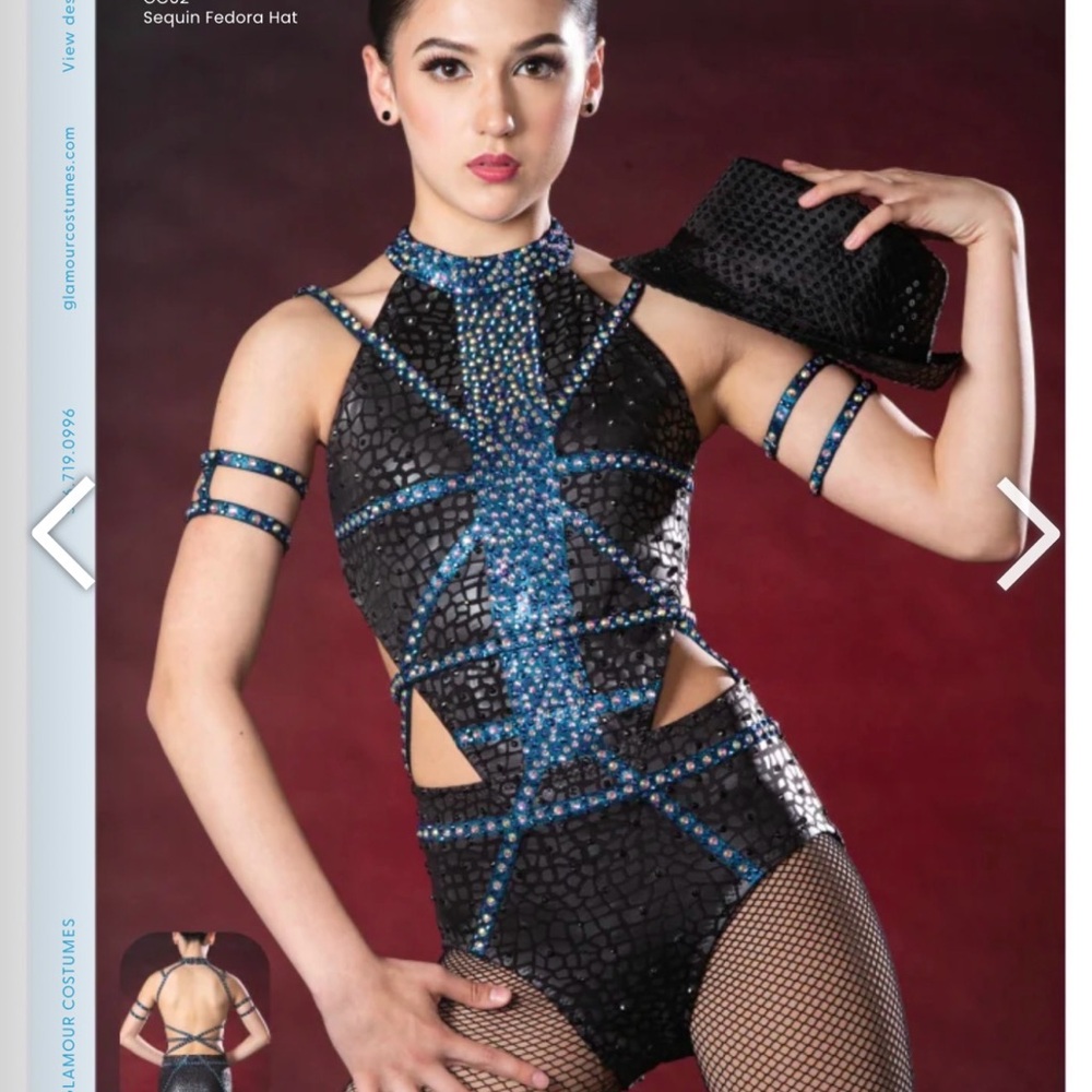Brand New Glamour Costume Stairway Adult Small
